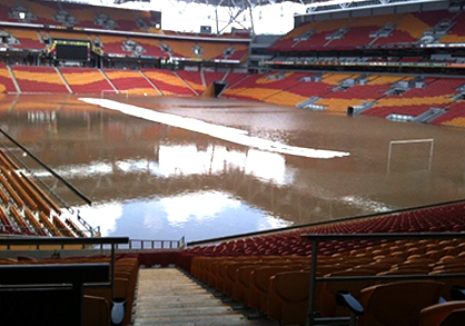 2011-floods-suncorp-stadium.jpg